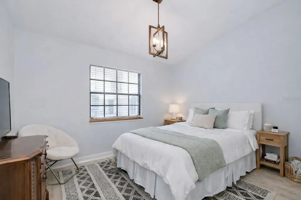 2139 Elm Street Dunedin FL 34698