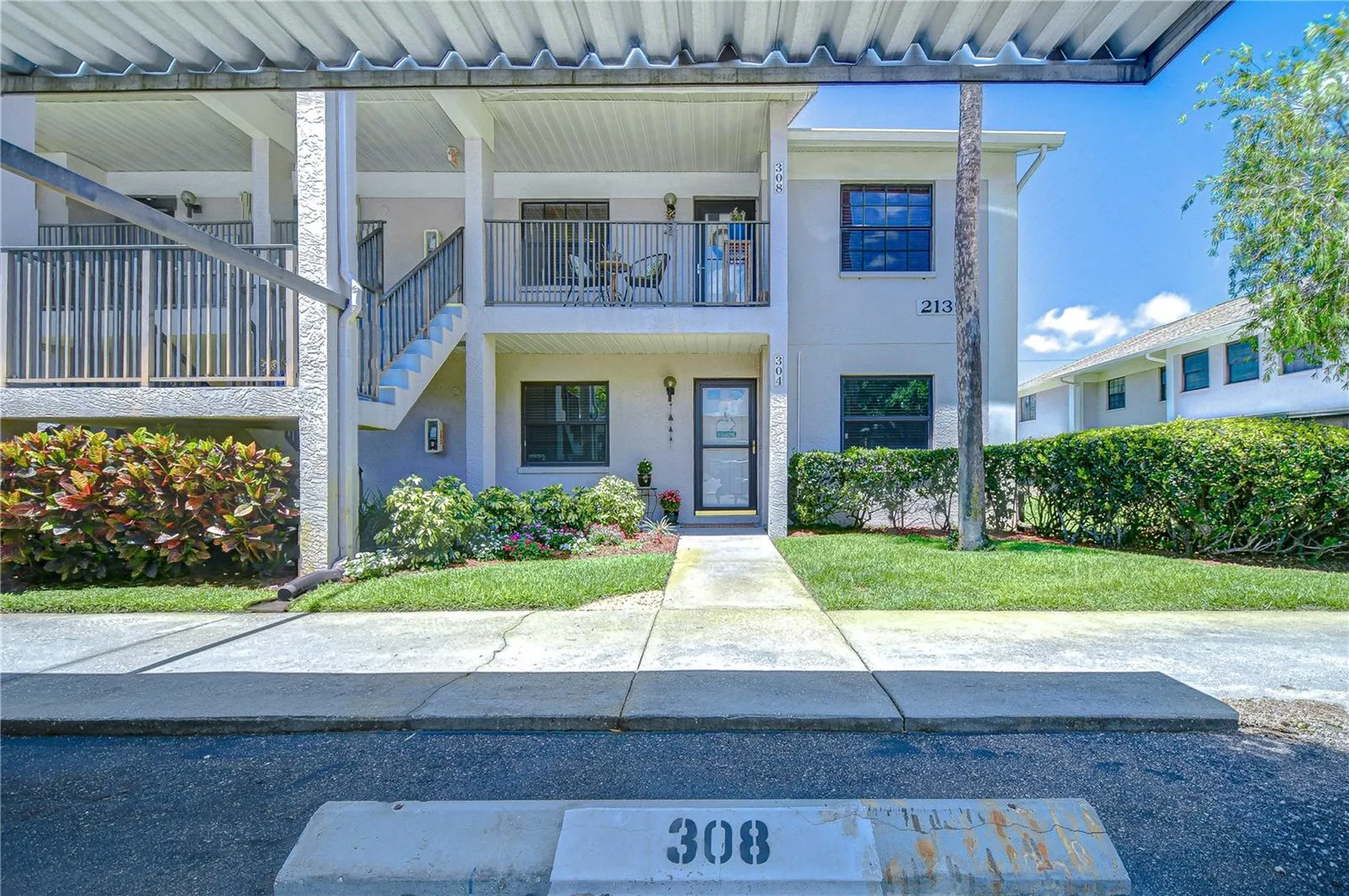 2139 Elm Street Dunedin FL 34698