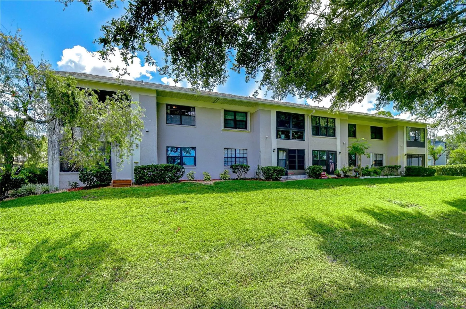 2139 Elm Street Dunedin FL 34698
