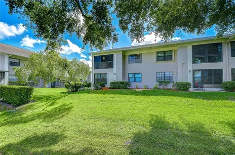 2139 Elm Street Dunedin FL 34698