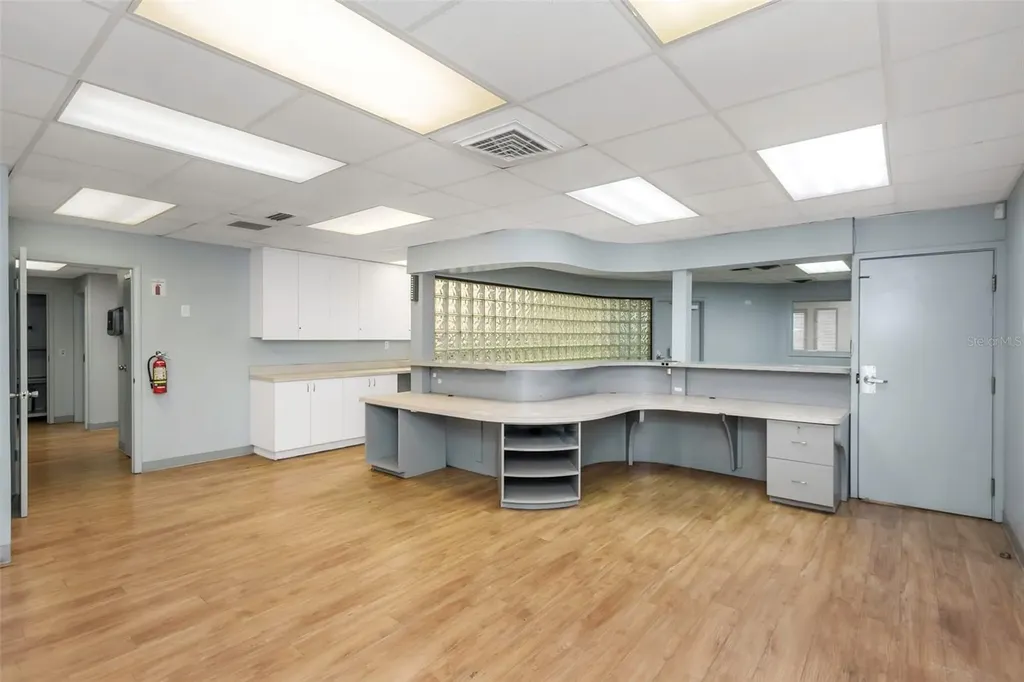 10320 N 56th Street Temple Terrace FL 33617