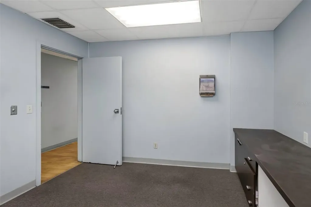 10320 N 56th Street Temple Terrace FL 33617