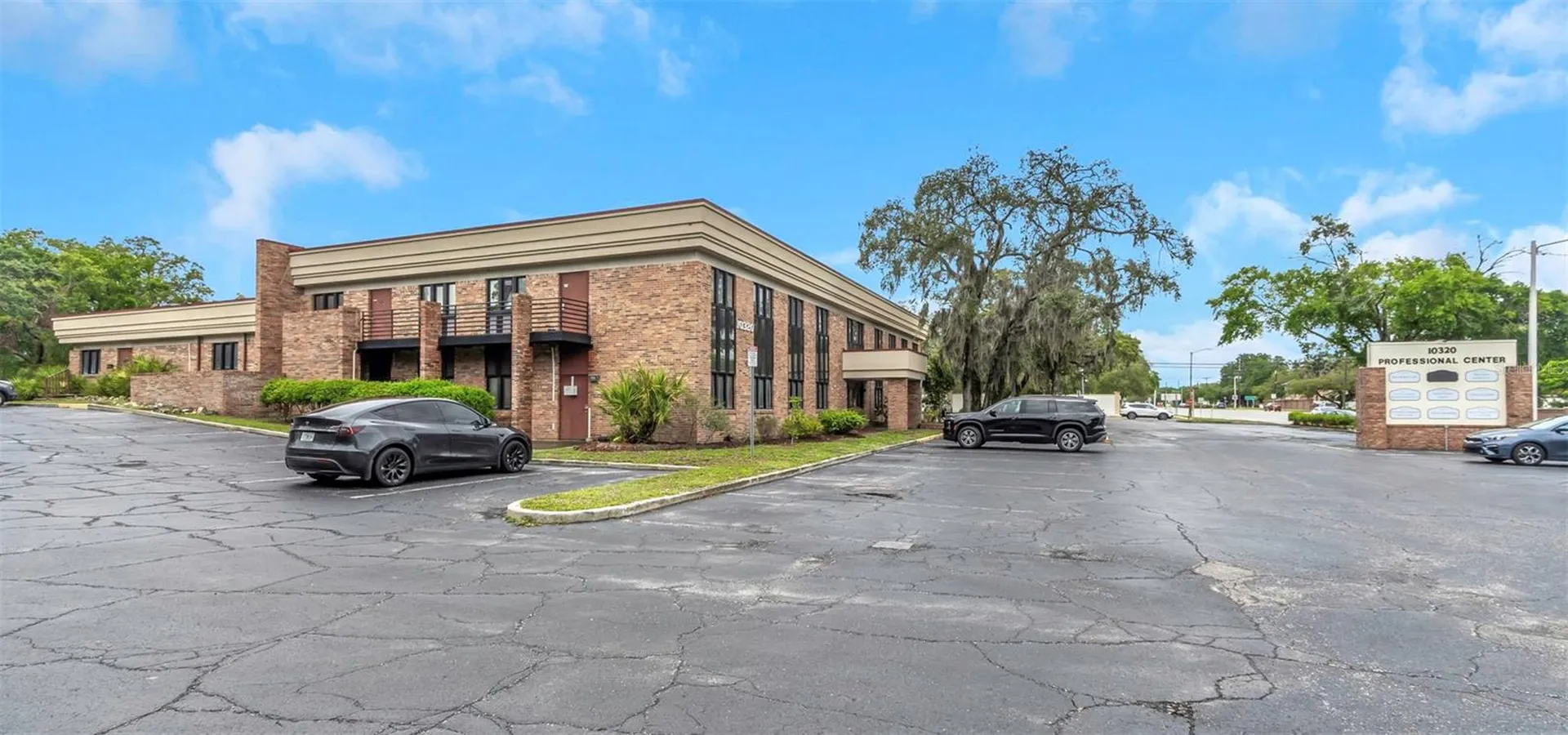 10320 N 56th Street Temple Terrace FL 33617
