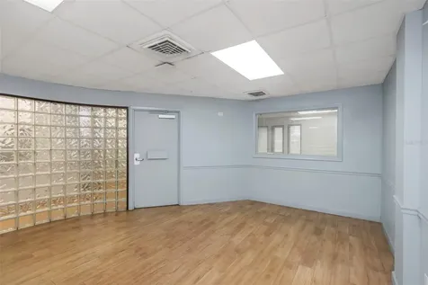 10320 N 56th Street Temple Terrace FL 33617