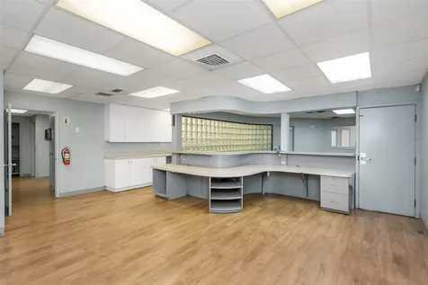 10320 N 56th Street Temple Terrace FL 33617