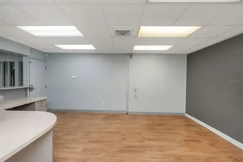 10320 N 56th Street Temple Terrace FL 33617