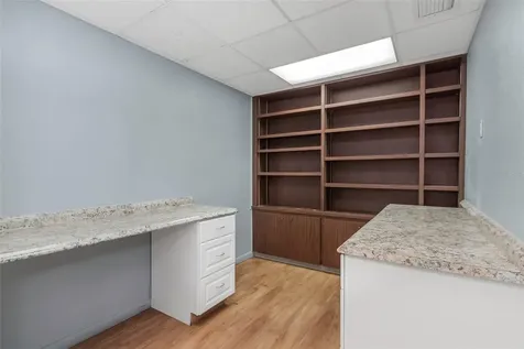 10320 N 56th Street Temple Terrace FL 33617