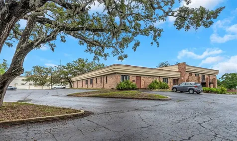 10320 N 56th Street Temple Terrace FL 33617