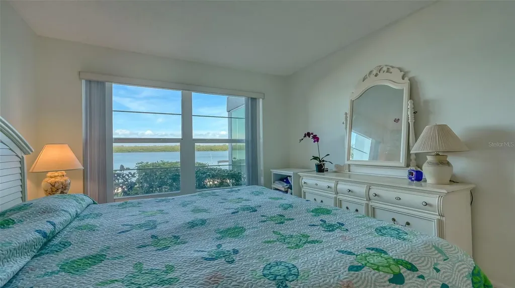 4420 Exeter Drive Longboat Key FL 34228