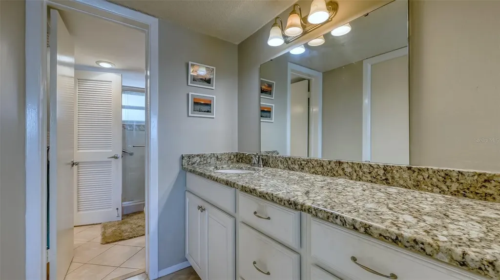 4420 Exeter Drive Longboat Key FL 34228
