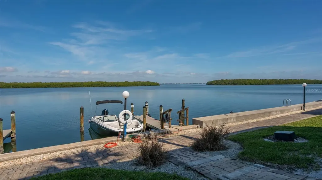 4420 Exeter Drive Longboat Key FL 34228