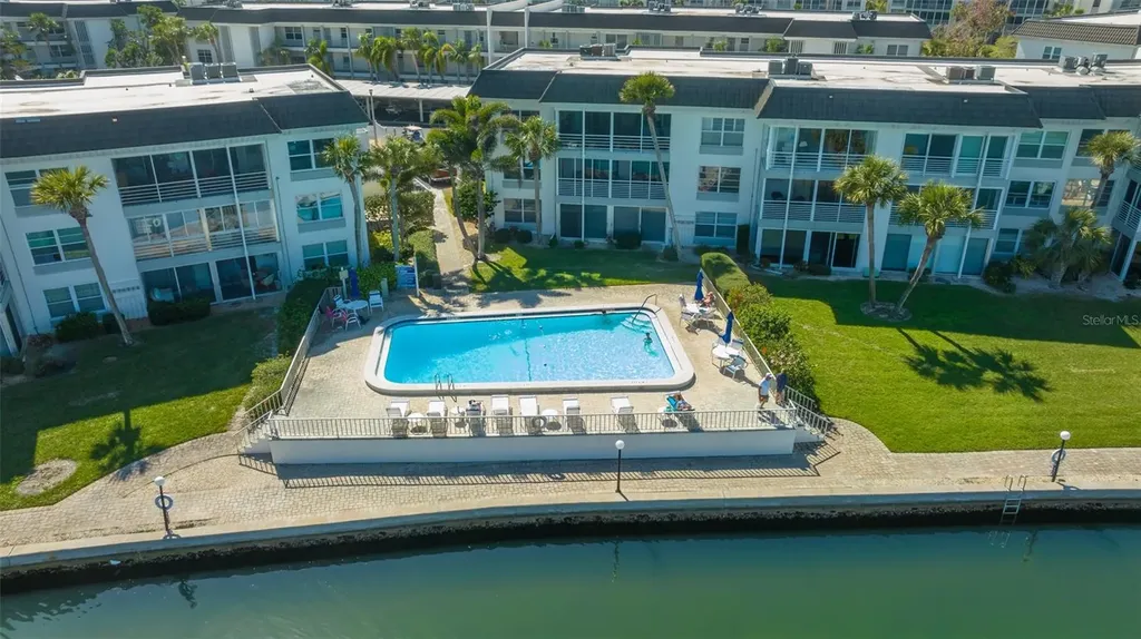 4420 Exeter Drive Longboat Key FL 34228