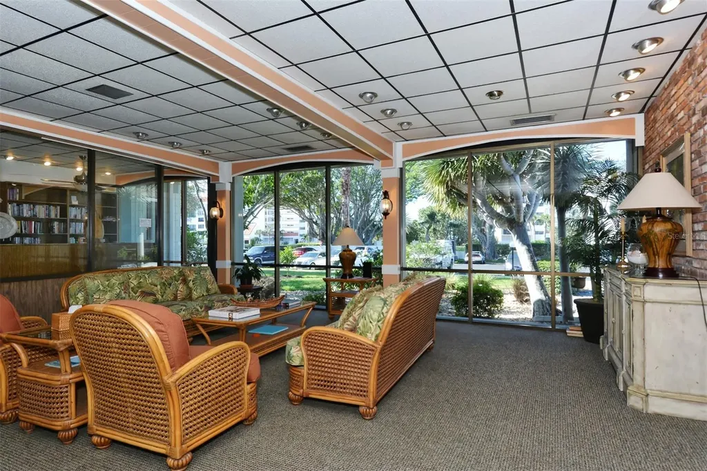4420 Exeter Drive Longboat Key FL 34228