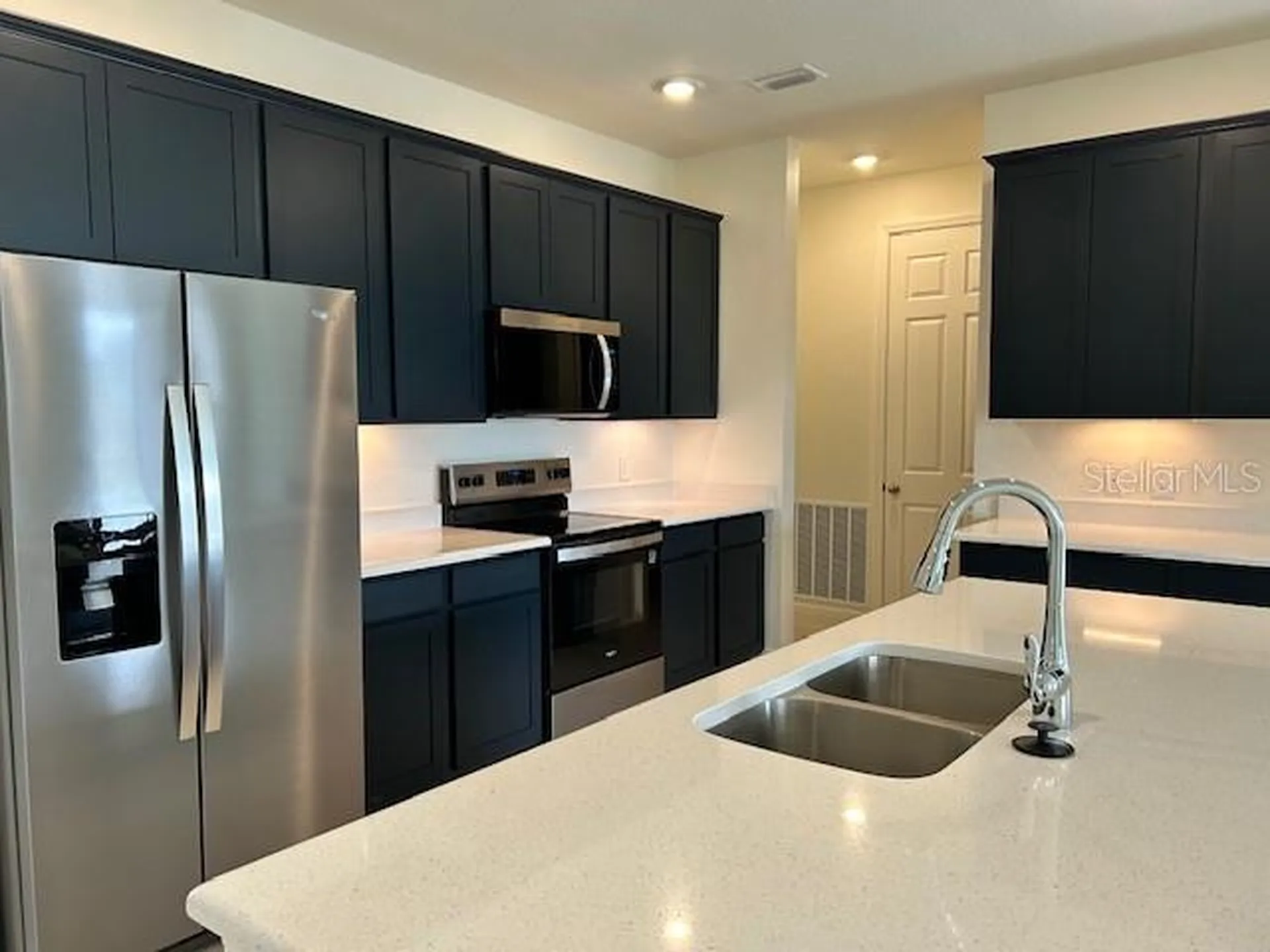 9453 Fruitland Avenue Englewood FL 34224