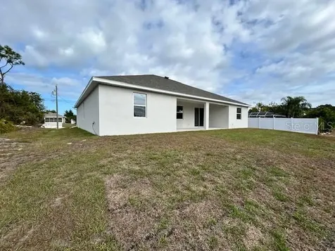9453 Fruitland Avenue Englewood FL 34224