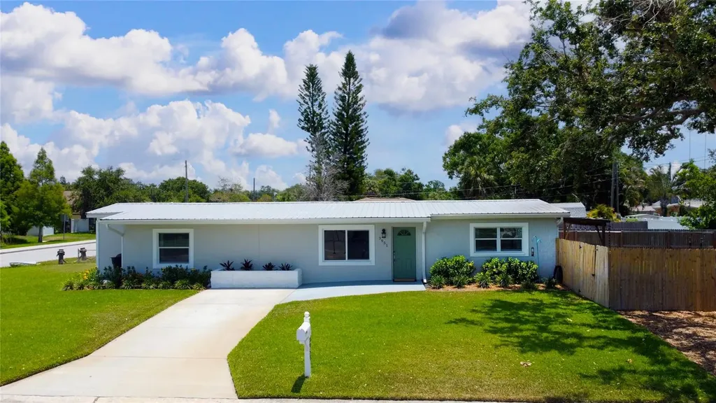 3951 72nd Street N St Petersburg FL 33709
