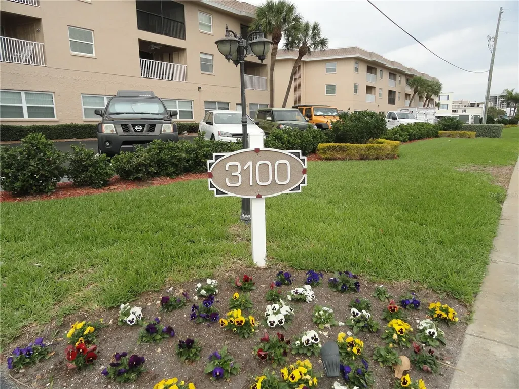 3100 Gulf Boulevard Belleair Beach FL 33786