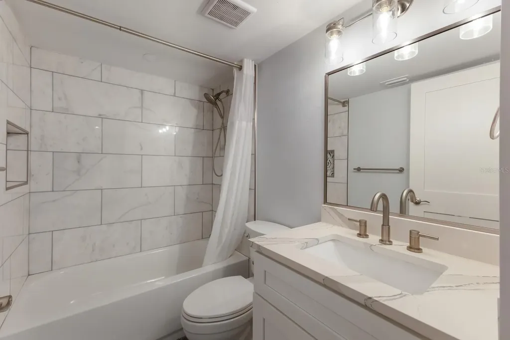 4200 Gulf Drive Holmes Beach FL 34217