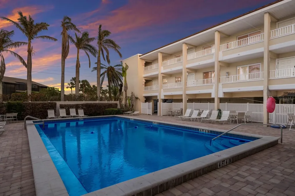 4200 Gulf Drive Holmes Beach FL 34217