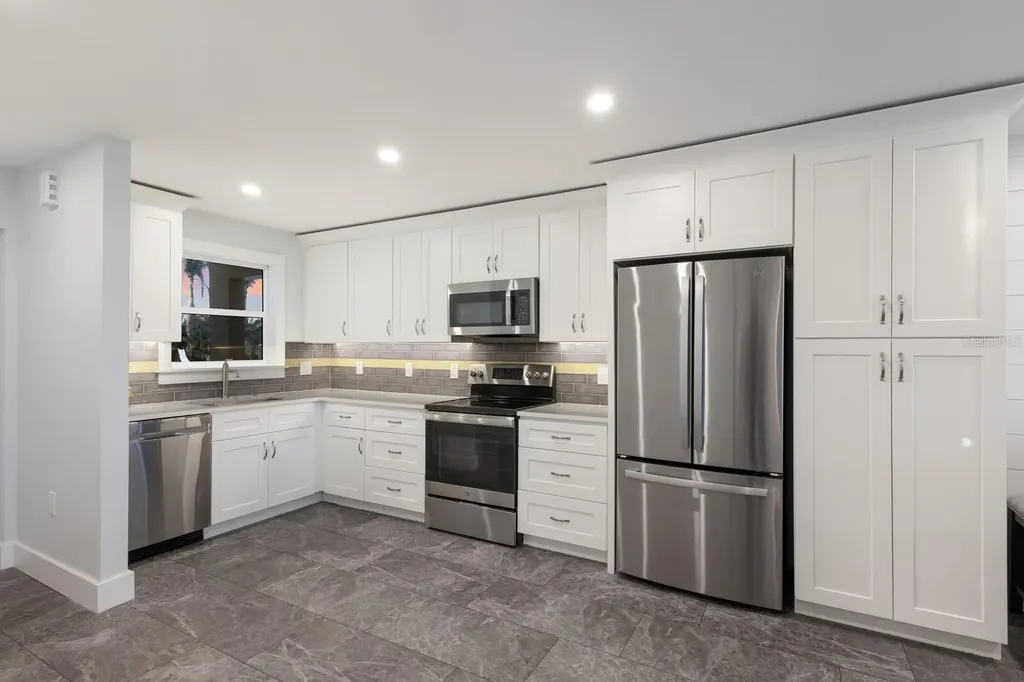 4200 Gulf Drive Holmes Beach FL 34217