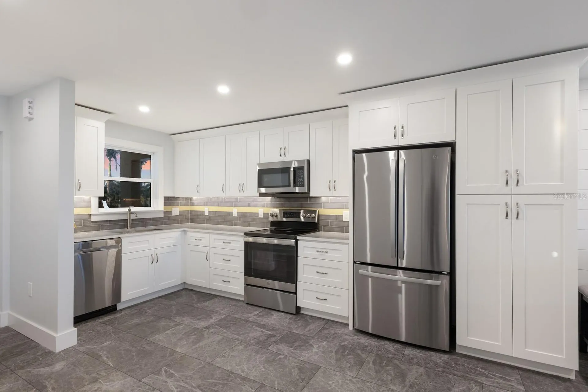 4200 Gulf Drive Holmes Beach FL 34217