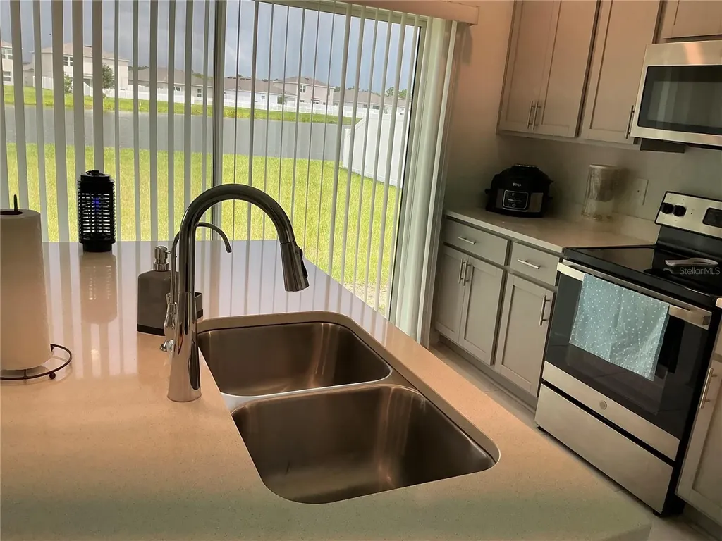 165 Citrine Loop Kissimmee FL 34758