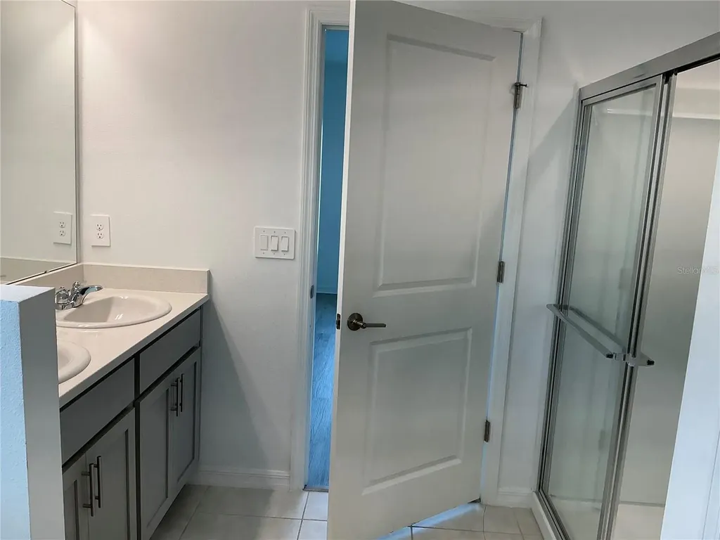 165 Citrine Loop Kissimmee FL 34758