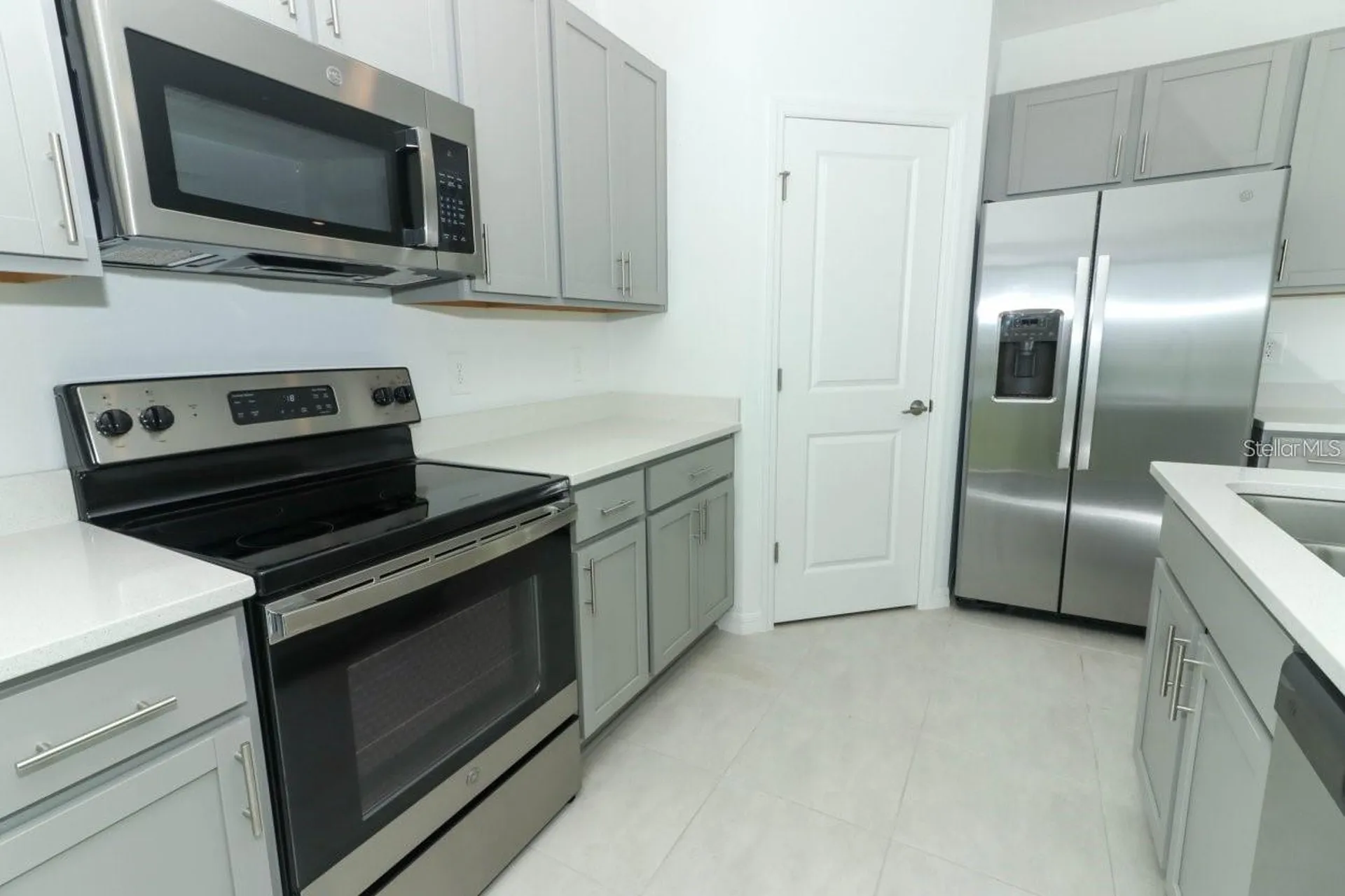 165 Citrine Loop Kissimmee FL 34758