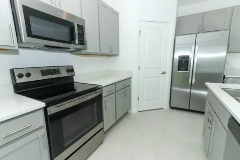 165 Citrine Loop Kissimmee FL 34758
