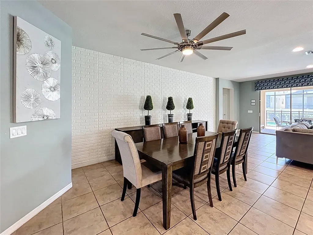 1614 Lima Avenue Kissimmee FL 34747
