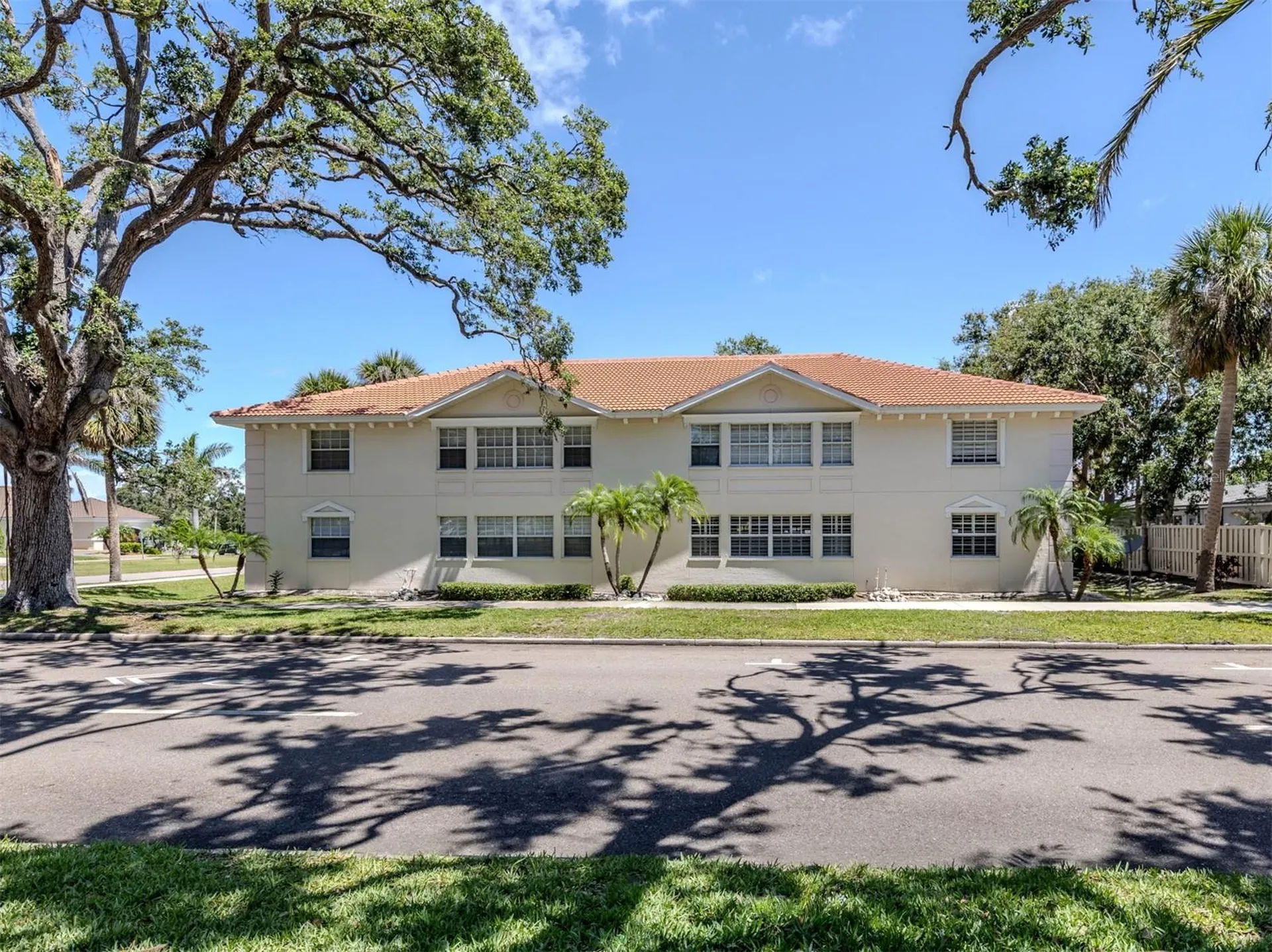 Venice FL, 528 W Venice Avenue, Unit 1