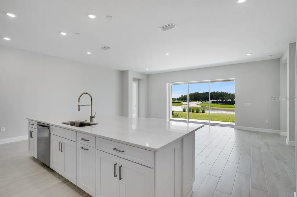 5652 Nevis Terrace Kissimmee FL 34758