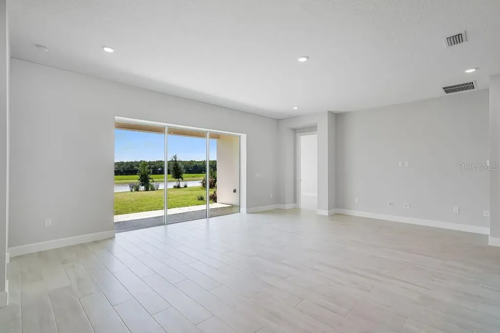 5652 Nevis Terrace Kissimmee FL 34758