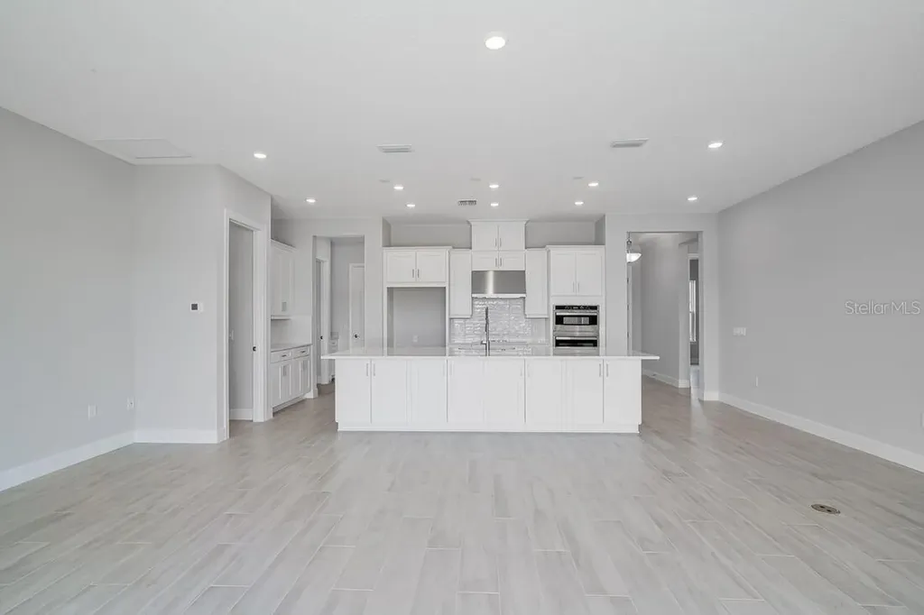5652 Nevis Terrace Kissimmee FL 34758