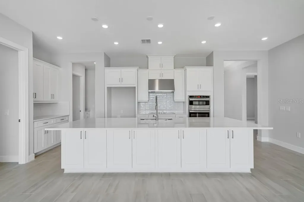 5652 Nevis Terrace Kissimmee FL 34758