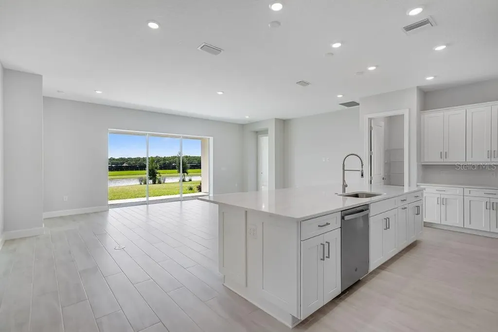 5652 Nevis Terrace Kissimmee FL 34758