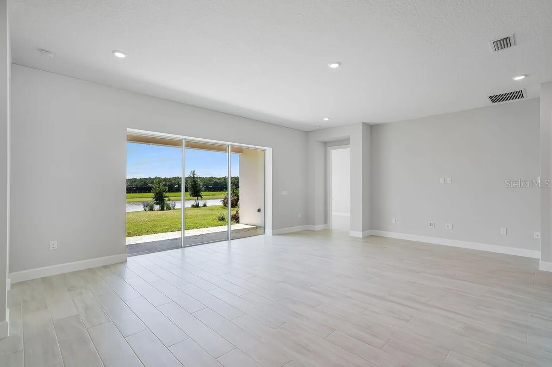 5652 Nevis Terrace Kissimmee FL 34758