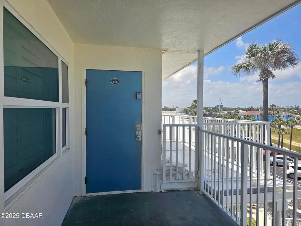 935 S Atlantic Avenue Daytona Beach FL 32118