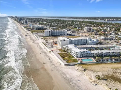935 S Atlantic Avenue Daytona Beach FL 32118