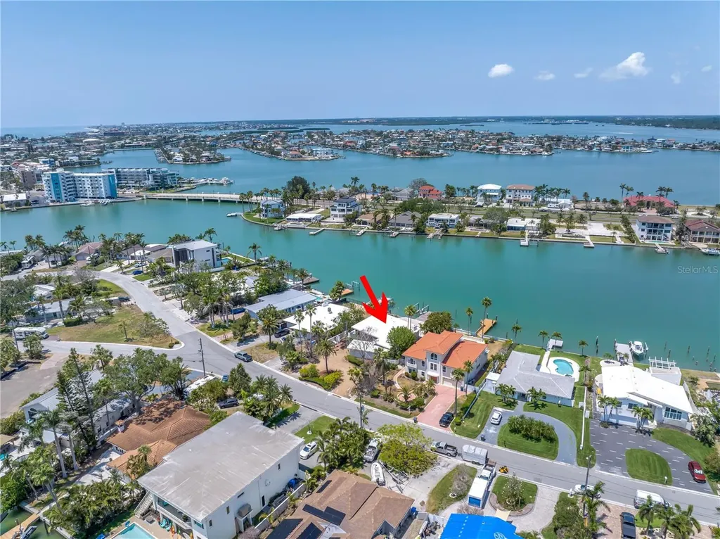 31 Dolphin Drive Treasure Island FL 33706