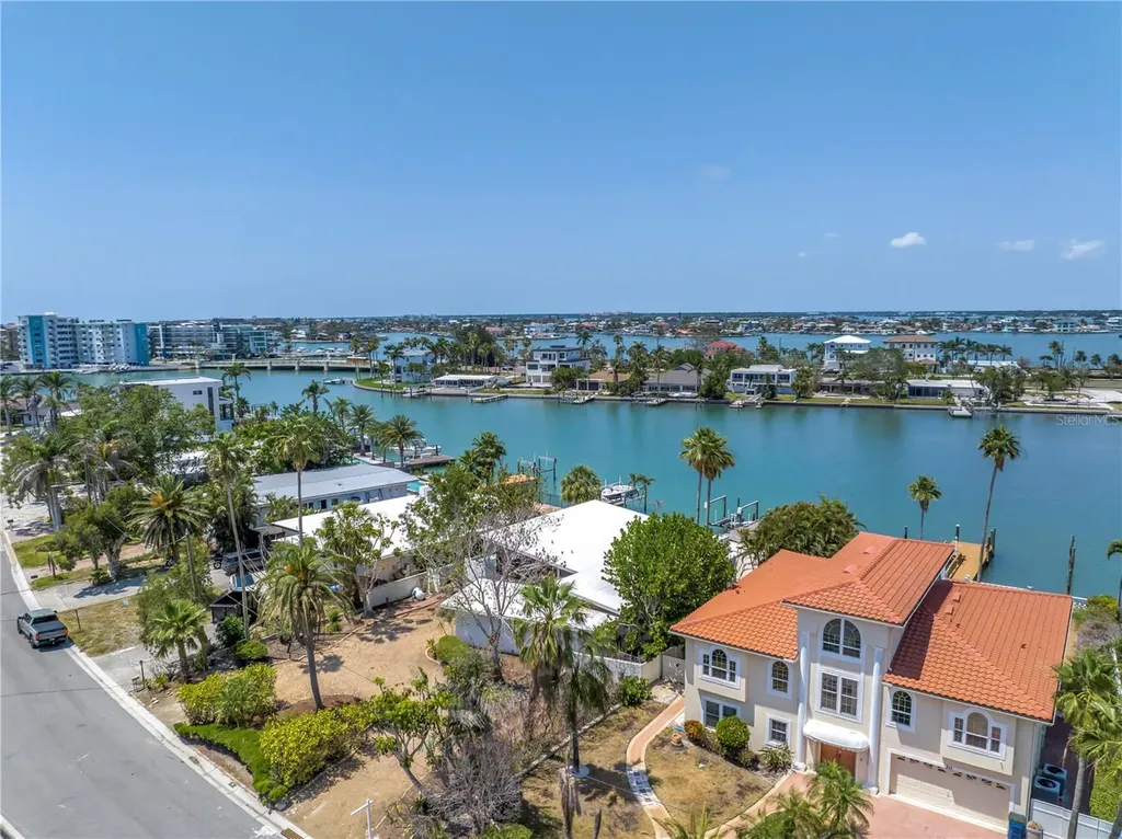 31 Dolphin Drive Treasure Island FL 33706