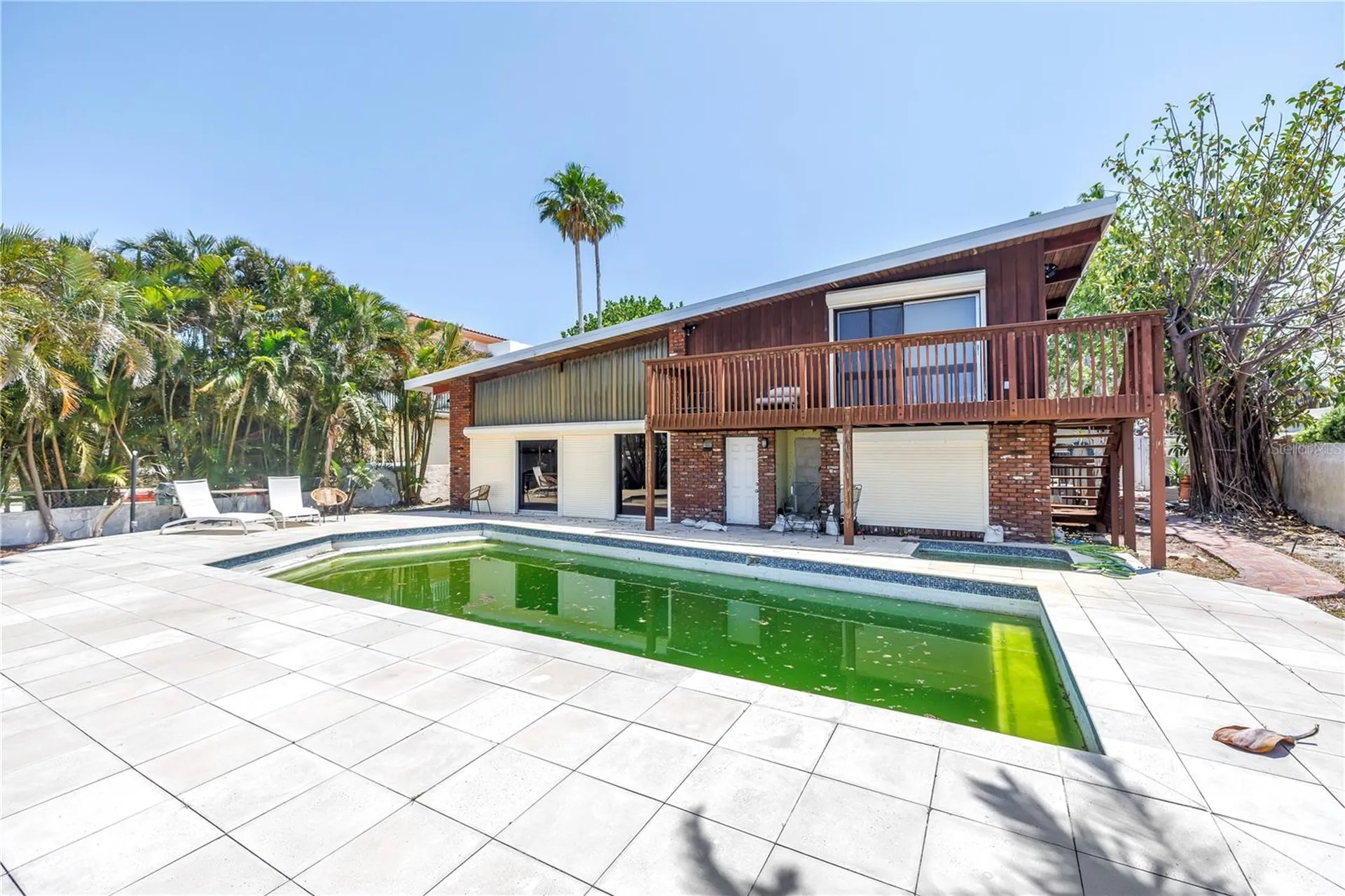 31 Dolphin Drive Treasure Island FL 33706
