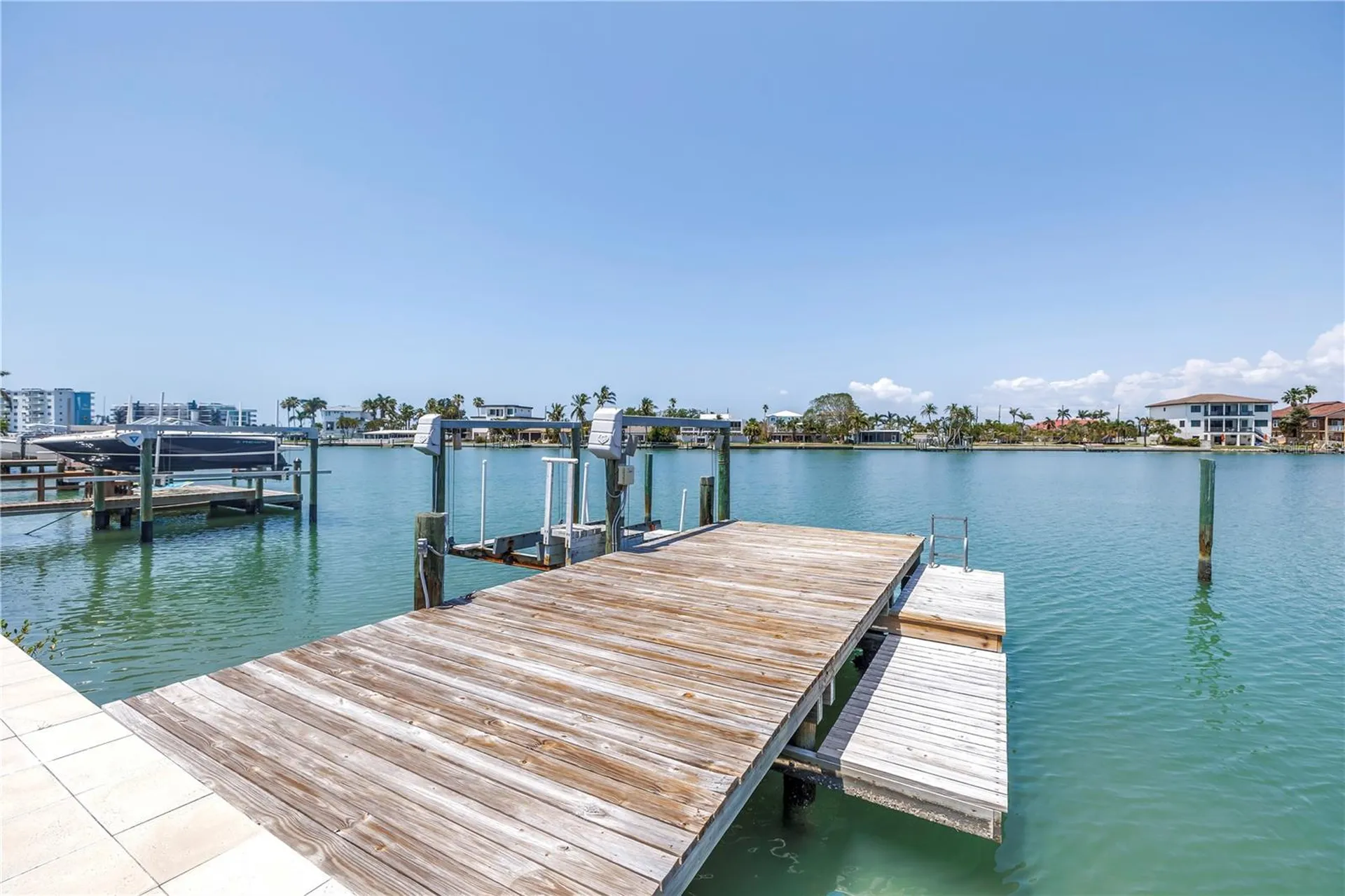 31 Dolphin Drive Treasure Island FL 33706