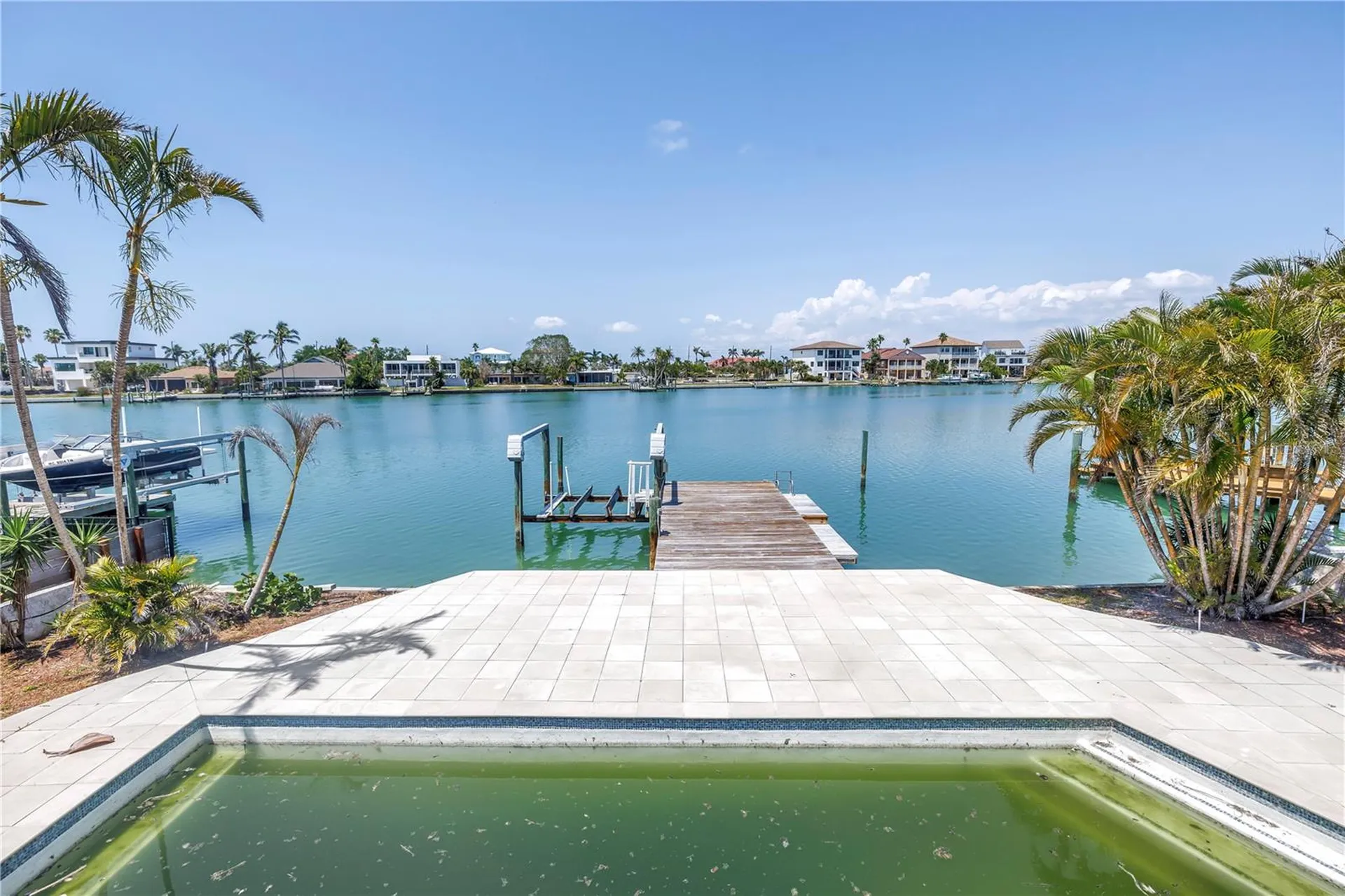 31 Dolphin Drive Treasure Island FL 33706