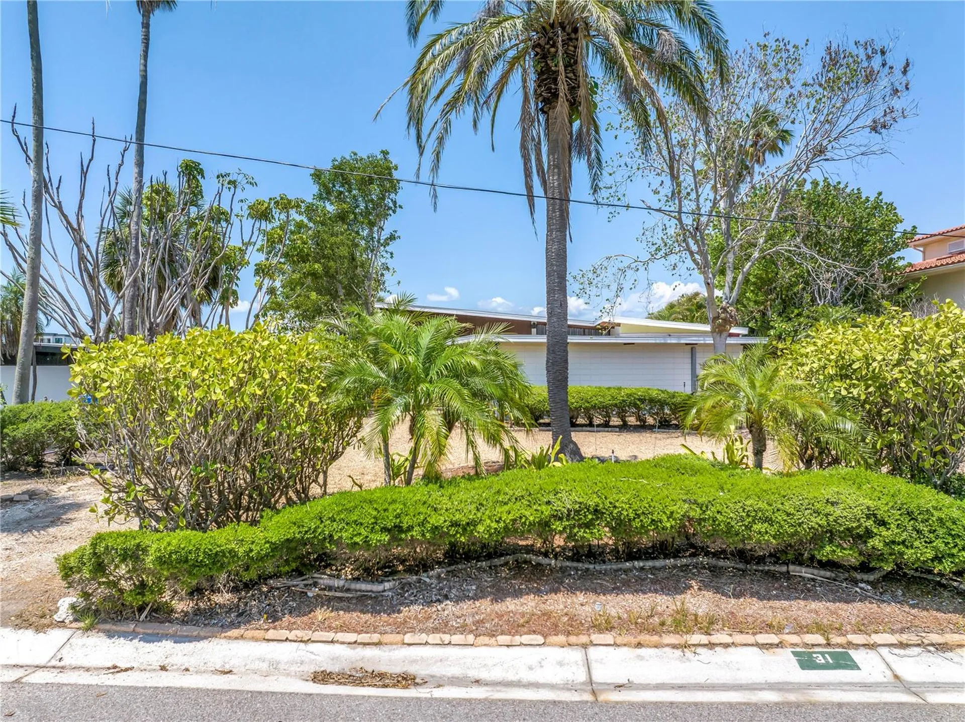 31 Dolphin Drive Treasure Island FL 33706
