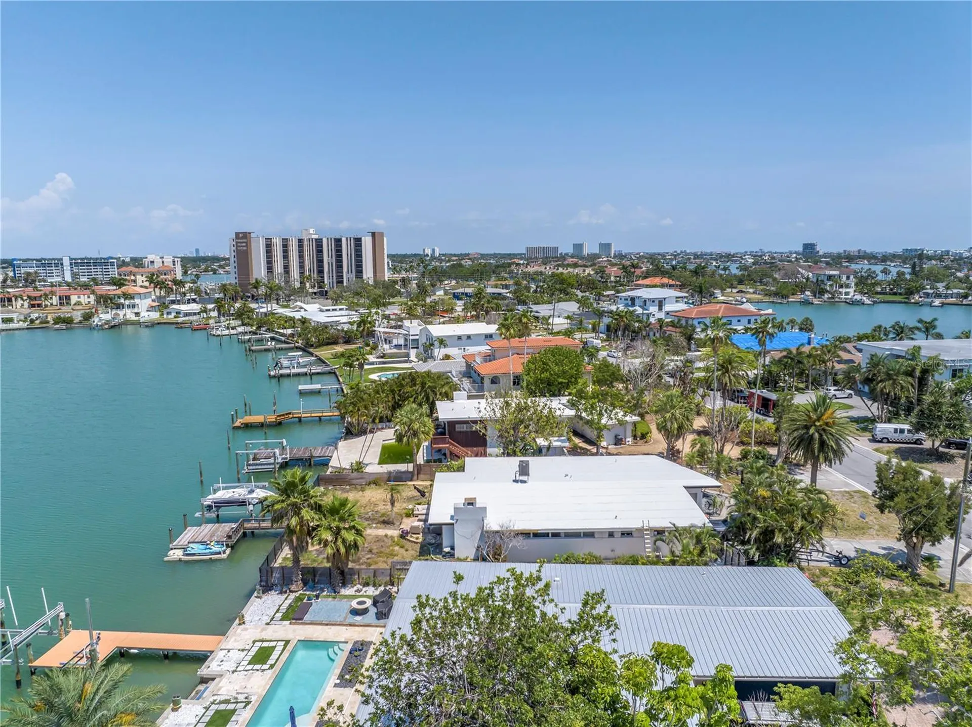 31 Dolphin Drive Treasure Island FL 33706