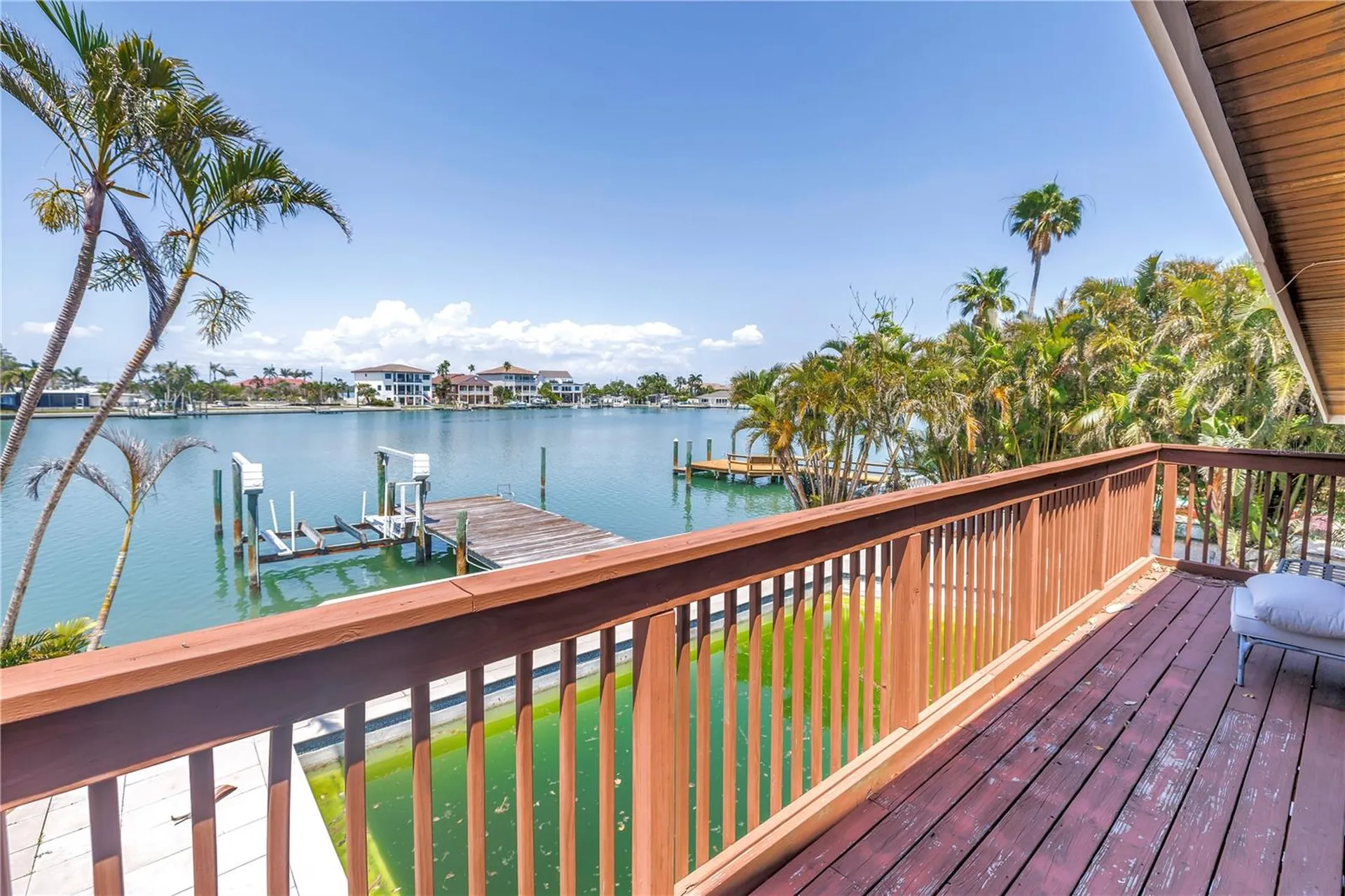 31 Dolphin Drive Treasure Island FL 33706