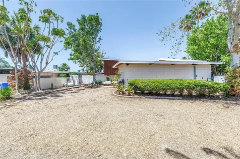 31 Dolphin Drive Treasure Island FL 33706