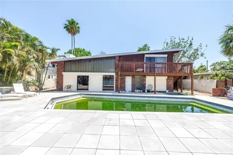 31 Dolphin Drive Treasure Island FL 33706