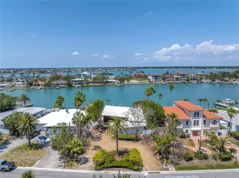 31 Dolphin Drive Treasure Island FL 33706